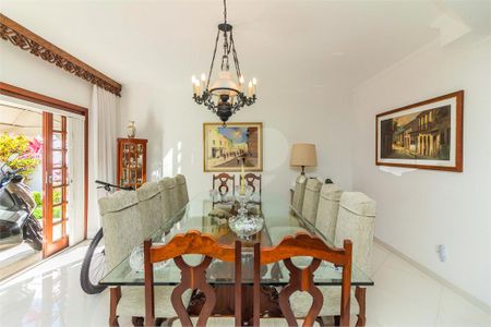 Casa à venda com 4 quartos, 438m² em Jardim Franca, São Paulo