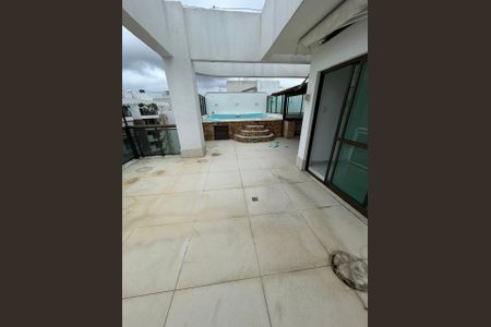 Apartamento à venda com 172m², 2 quartos e 2 vagas