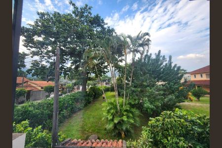 Casa de condomínio à venda com 138m², 3 quartos e 2 vagas