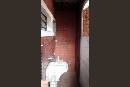Casa à venda com 3 quartos, 238m² em Km 18, Osasco