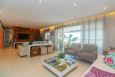 Apartamento à venda com 136m², 2 quartos e 2 vagas