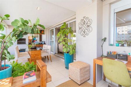 Apartamento à venda com 136m², 2 quartos e 2 vagas