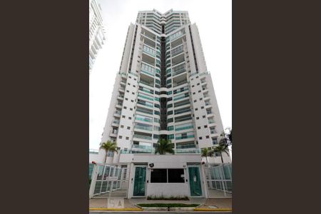 Apartamento para alugar com 3 quartos, 150m² em Alphaville Empresarial, Barueri