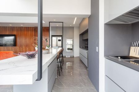 Apartamento à venda com 3 quartos, 300m² em Pompeia, São Paulo