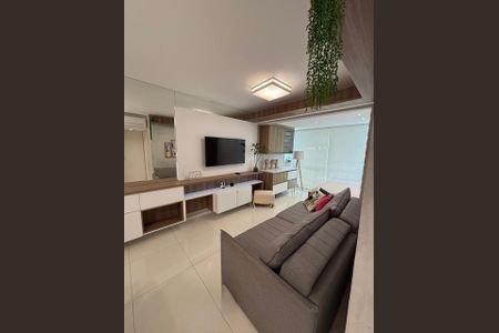 Apartamento à venda com 80m², 2 quartos e 1 vaga Apartamento à venda com 80m², 2 quartos e 1 vagaSala