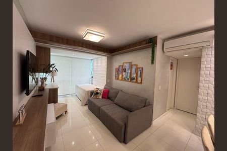 Apartamento à venda com 80m², 2 quartos e 1 vaga Apartamento à venda com 80m², 2 quartos e 1 vagaSala