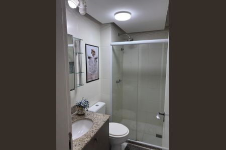 Apartamento à venda com 80m², 2 quartos e 1 vaga Apartamento à venda com 80m², 2 quartos e 1 vagaBanheiro