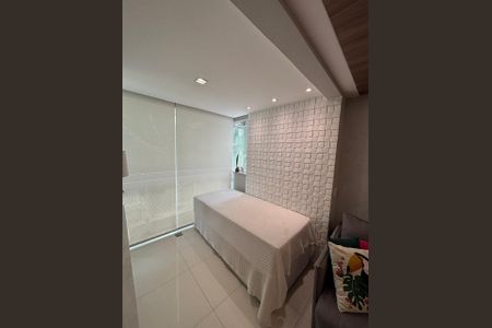 Apartamento à venda com 80m², 2 quartos e 1 vaga Apartamento à venda com 80m², 2 quartos e 1 vagaQuarto
