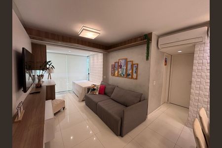 Apartamento à venda com 80m², 2 quartos e 1 vaga Apartamento à venda com 80m², 2 quartos e 1 vagaSala