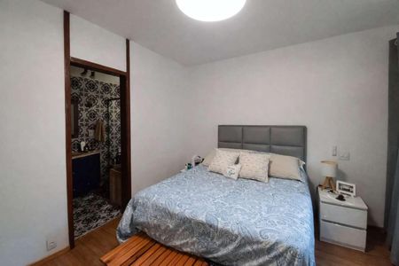 Apartamento à venda com 3 quartos, 200m² em Santo Antônio, Belo Horizonte
