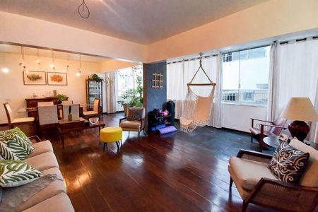 Apartamento à venda com 3 quartos, 200m² em Santo Antônio, Belo Horizonte