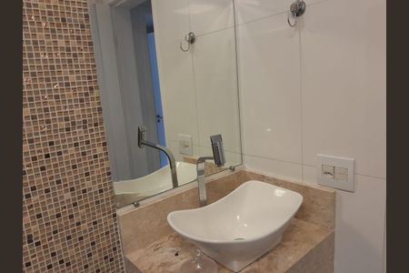 Apartamento à venda com 2 quartos, 45m² em Kennedy, Contagem