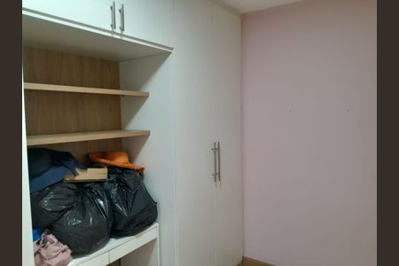 Apartamento à venda com 2 quartos, 45m² em Kennedy, Contagem