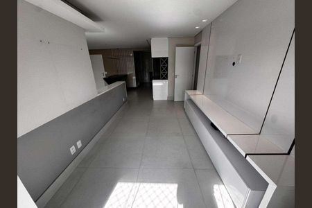 Apartamento à venda com 3 quartos, 115m² em Ipiranga, Belo Horizonte