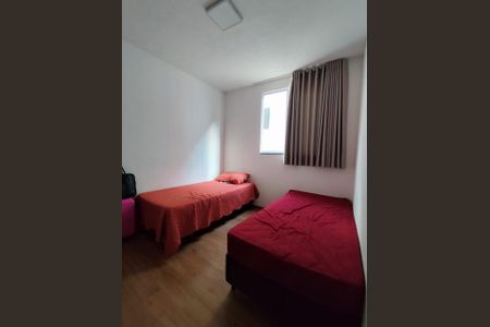 Apartamento à venda com 2 quartos, 45m² em Caiapos, Contagem