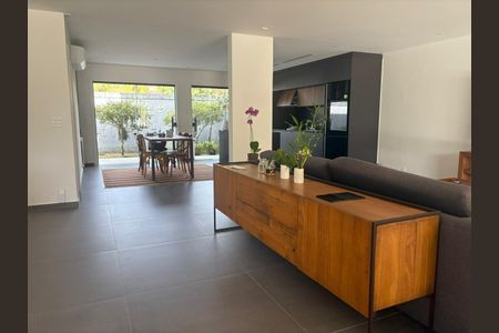 Casa de Condomínio à venda com 4 quartos, 318m² em Barra da Tijuca, Rio de Janeiro