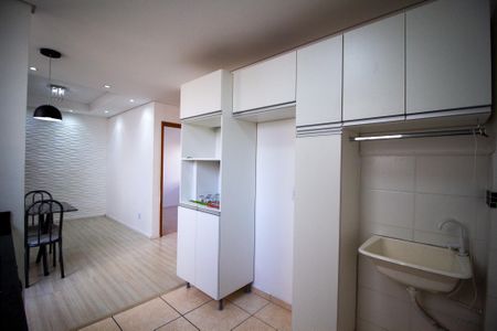 Cozinha de apartamento para alugar com 2 quartos, 48m² em Éden, Sorocaba