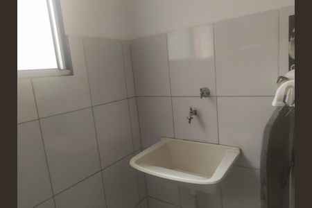 Apartamento à venda com 2 quartos, 44m² em Arvoredo II, Contagem