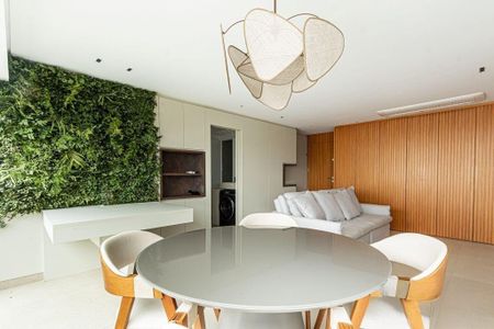 Apartamento à venda com 70m², 1 quarto e 1 vaga