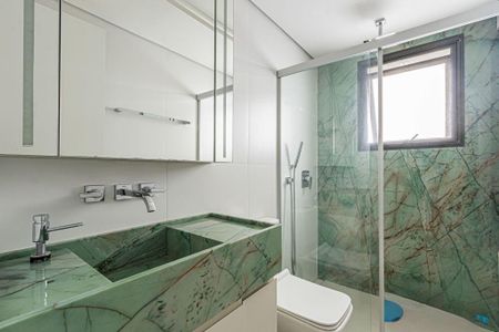 Apartamento à venda com 70m², 1 quarto e 1 vaga