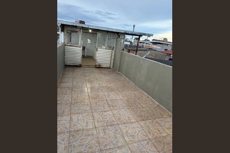 Casa para alugar com 90m², 2 quartos e sem vagaÁrea Externa