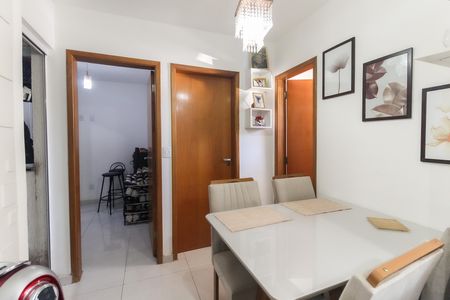 Sala de apartamento para alugar com 2 quartos, 41m² em Parque Guarani, São Paulo