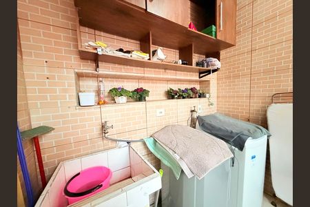 Casa à venda com 260m², 3 quartos e 2 vagas