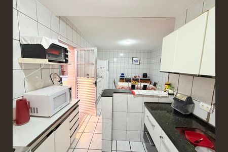 Casa à venda com 260m², 3 quartos e 2 vagas