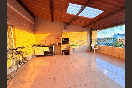 Casa à venda com 260m², 3 quartos e 2 vagas
