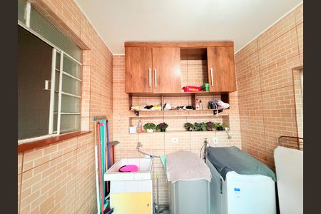 Casa à venda com 260m², 3 quartos e 2 vagas