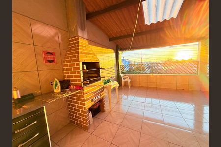 Casa à venda com 260m², 3 quartos e 2 vagas