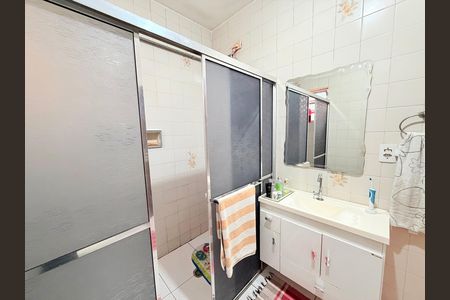 Casa à venda com 260m², 3 quartos e 2 vagas