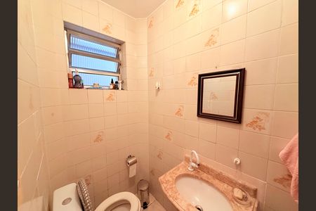 Casa à venda com 260m², 3 quartos e 2 vagas