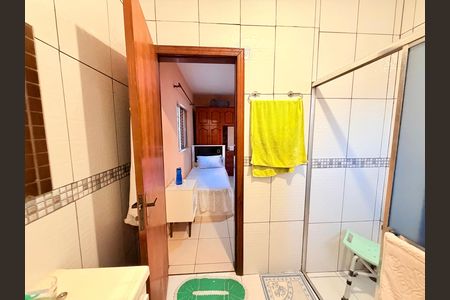 Casa à venda com 260m², 3 quartos e 2 vagas