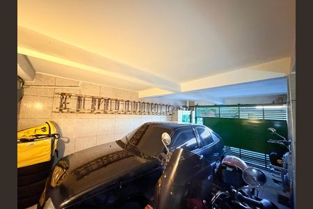 Casa à venda com 260m², 3 quartos e 2 vagas