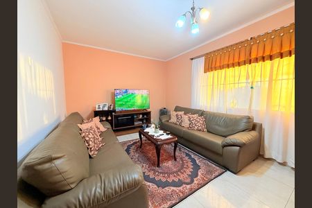Casa à venda com 260m², 3 quartos e 2 vagas