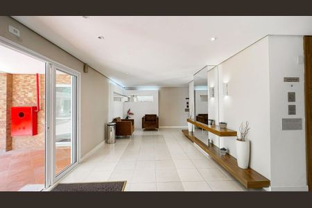 Apartamento à venda com 107m², 2 quartos e sem vaga