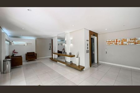 Apartamento à venda com 107m², 2 quartos e sem vaga