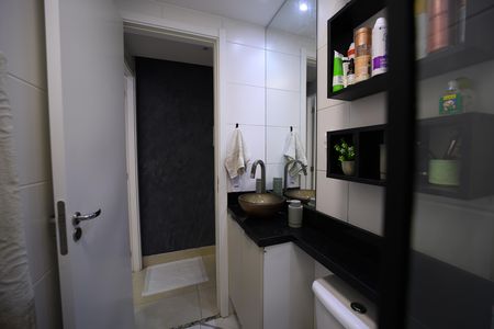 Apartamento para alugar com 41m², 2 quartos e sem vagaBanheiro