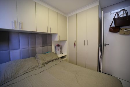 Quarto 1 de apartamento para alugar com 2 quartos, 41m² em Vila Buenos Aires, São Paulo