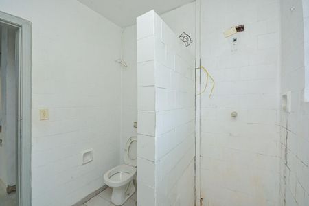 Banheiro de casa para alugar com 2 quartos, 232m² em Vila Gea, São Paulo