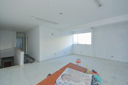 Sala de casa para alugar com 2 quartos, 232m² em Vila Gea, São Paulo