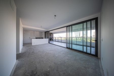 Apartamento à venda com 3 quartos, 186m² em Real Parque, São Paulo