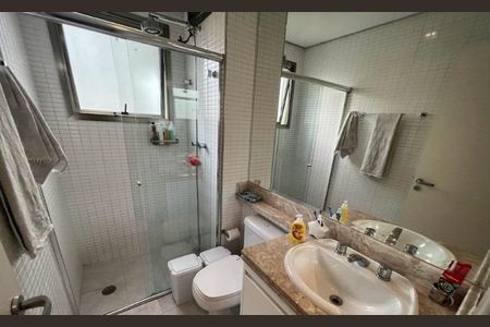 Apartamento para alugar com 3 quartos, 212m² em Vila Suzana, São Paulo