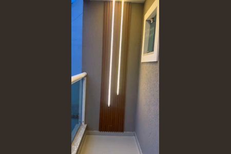 Casa de condomínio à venda com 200m², 3 quartos e 1 vaga Casa de condomínio à venda com 200m², 3 quartos e 1 vagaVaranda da sala