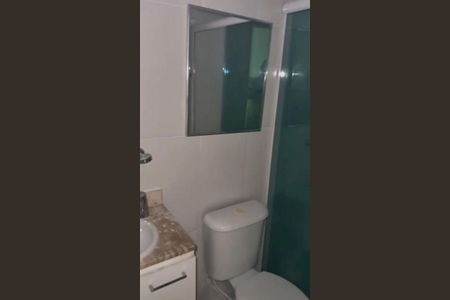 Casa de condomínio à venda com 200m², 3 quartos e 1 vaga Casa de condomínio à venda com 200m², 3 quartos e 1 vagaBanheiro