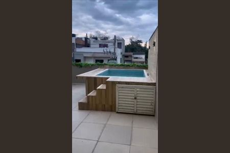 Casa de condomínio à venda com 200m², 3 quartos e 1 vaga Casa de condomínio à venda com 200m², 3 quartos e 1 vagaÁrea Externa