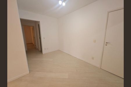 Apartamento para alugar com 2 quartos, 62m² em Alphaville Industrial, Barueri