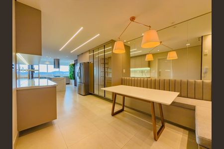 Apartamento à venda com 328m², 4 quartos e 4 vagas