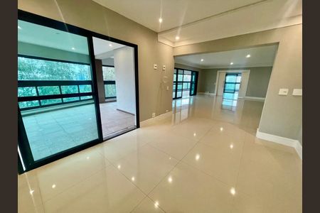 Apartamento à venda com 385m², 4 quartos e 6 vagas